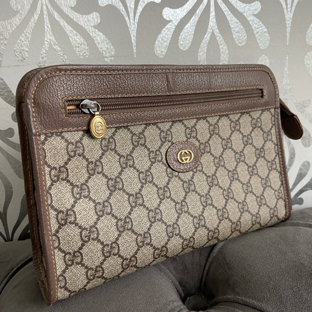 Gucci Biege GG supreme vintage clutch pouch